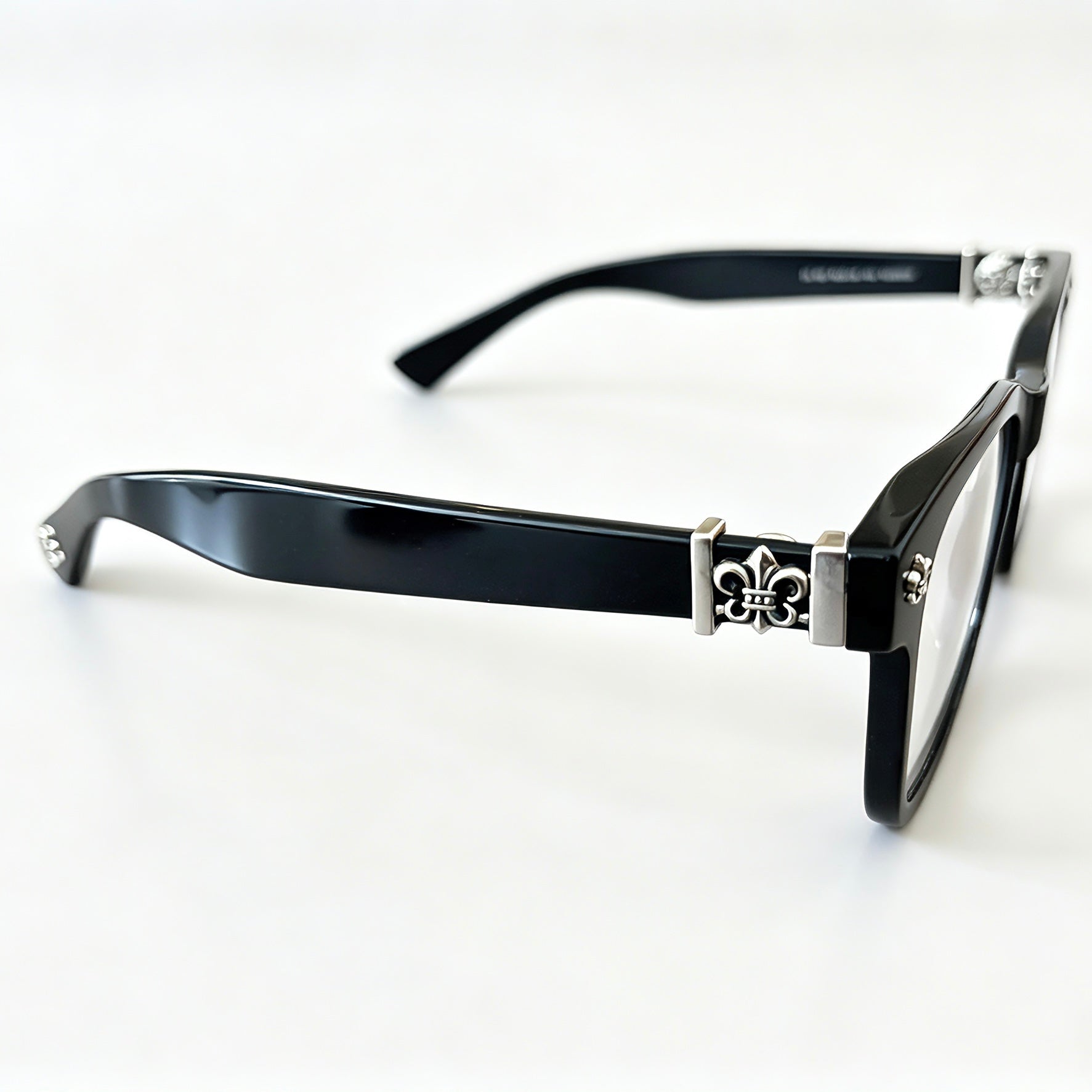 Full Frame Glasses Dark Luxury